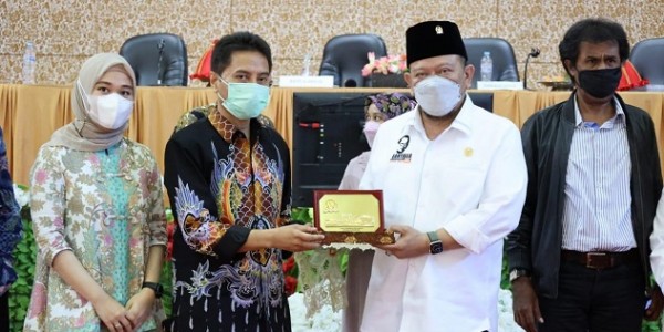 Bahas Amandemen Konstitusi di UIN Makassar, Ketua DPD RI Gelorakan Semangat Koperasi