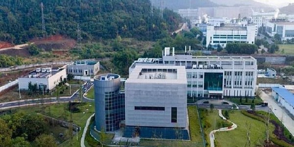 Mantan Menlu AS Tuding Lab Wuhan Diam-diam Lakukan Aktivitas Militer