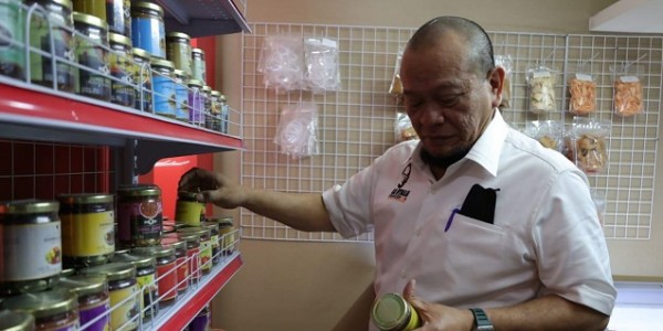 Ketua DPD RI Harap Pelaku Usaha Ultra Mikro Naik Kelas dengan Rumah UMi 