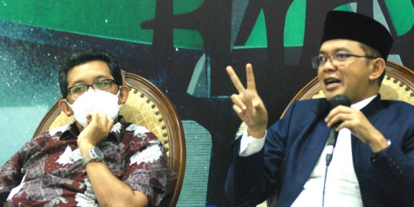 Dialektika Demokrasi DPR RI
