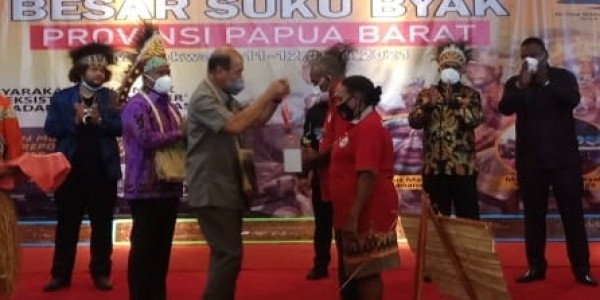 Nono Sampono: Perkecil Kesenjangan Barat dan Timur