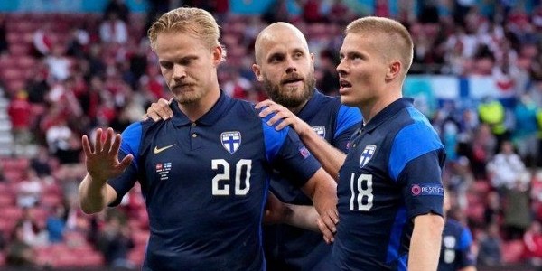 Bawa Finlandia Menang, Joel Tak Lakukan Selebrasi Demi Hormati Eriksen