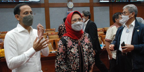 Mendikbud Raker Dengan Komisi X DPR