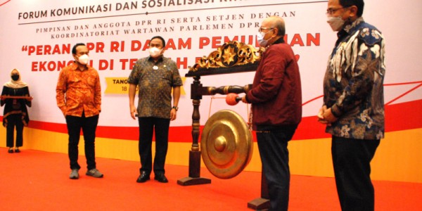 Forum Komunikasi Dan Sosialisasi Kinerja DPR RI