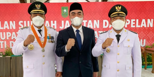 Alfedri Dilantik Jadi Bupati Siak, Wasekjen PAN: Selamat Bekerja, Lanjutkan Pengabdian Kepada Rakyat