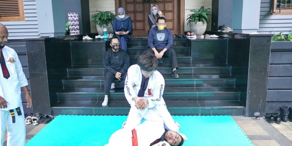 Bamsoet Apresiasi Atta Halilintar Tekuni Olahraga Tarung Derajat