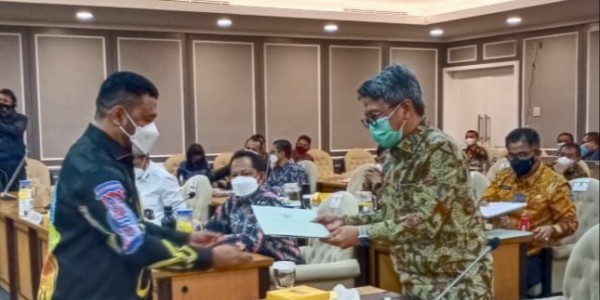 Apresiasi PPATK, Senator Filep Harap Adanya Upaya Investigasi Intelijen