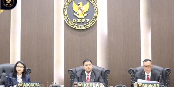 DKPP Berhentikan Dua Penyelenggara Pemilu Ini, Siapa?