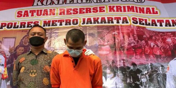 Begini Tampang Ayah yang Tega Perkosa Anak Kandungnya Sendiri di Pesanggrahan