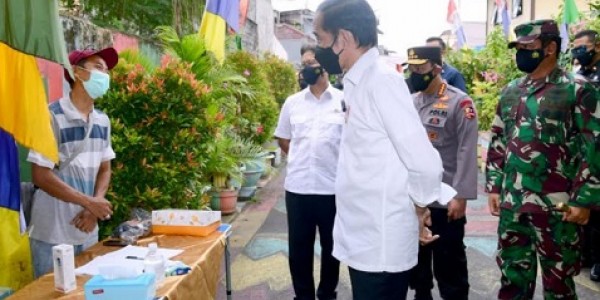 Presiden RI Tinjau Pelaksanaan PPKM Mikro di Kelurahan Rawasari