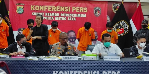 Ngaku Polisi dan Peras Supir Angkot, Tiga Pelaku Kantongi Jutaan Rupiah