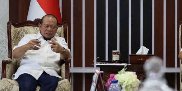 Ketua DPD RI Minta Polisi Telusuri Penimbunan Obat Covid-19