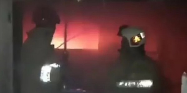 Kebakaran Terjadi di Kantor BPOM Jakarta, 17 Mobil Pemadam Dikerahkan