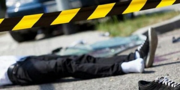 Oleng dan Terjatuh saat Salip Truk, Pemotor di Bekasi Tewas Terlindas