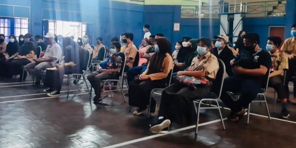 Ribuan Pelajar Ikut Vaksinasi NasDem Peduli