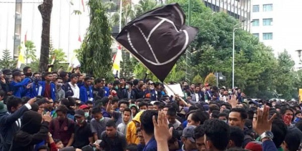 Terkait Demo Tolak PPKM, Enam Orang Diamankan dan Diinterogasi Polisi