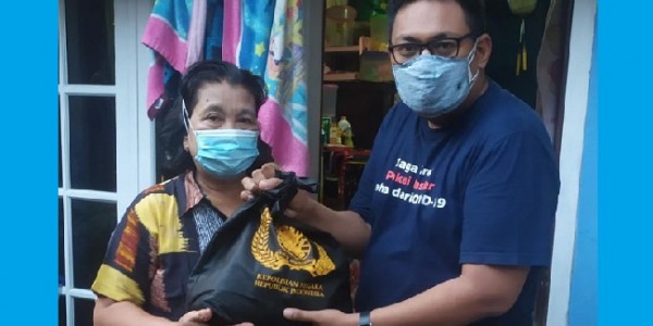 Kerja Sama dengan Polri, RMI Salurkan Bansos ke Warga Terdampak Pandemi