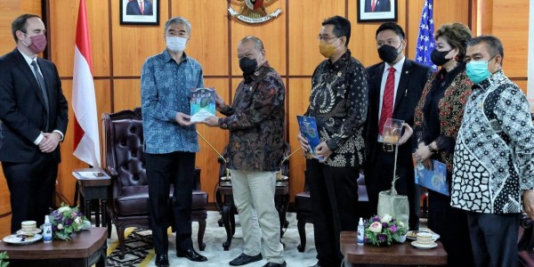 Ketua DPD Berharap Indonesia-AS Tingkatkan Kerja Sama Alutsista