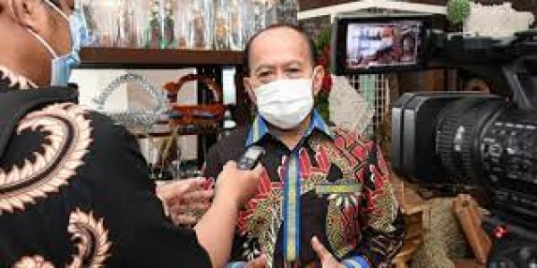 Kematian Capai 100 ribu kasus, Syarief Hasan: Belum ada Kemajuan Penanganan Covid-19