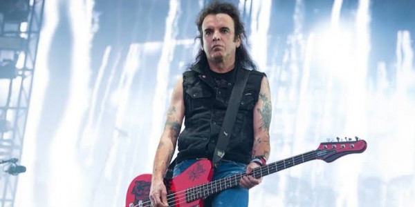 Pemain Bass Simon Gallup Pamit Undur Diri dari The Cure