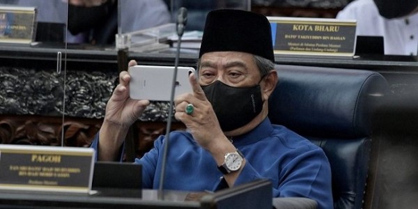 PM Malaysia Muhyiddin Yassin Bersama Kabinetnya Mengundurkan Diri, Siapa Penggantinya?