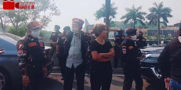 LQ Indonesia Lawfirm Sayangkan Oknum Advokat NR Dibiarkan Langgar Prokes di PIK