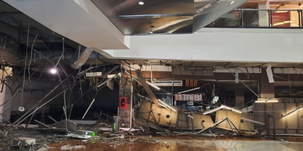 Ambruknya Atap Margo City, Dua Security dan Dua Karyawan Restoran Jadi Korban