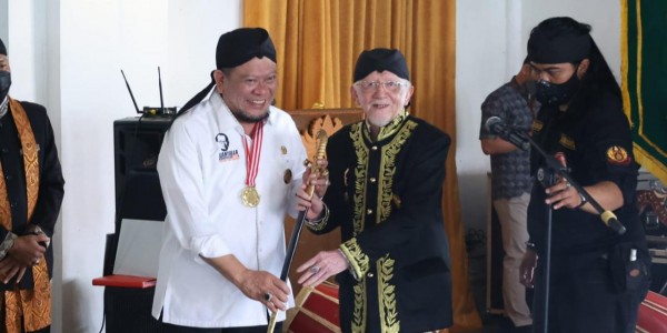 Ketua DPD RI Siap Perjuangkan Aspirasi Karaton Sumedang Larang Terkait Sertifikasi Tanah