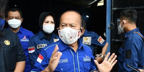 Berbagi Rasa Di Masa Pandemi, Syarief Hasan Berikan Bantuan Sembako 