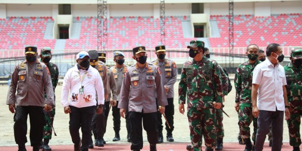 Persiapan PON Papua, Kapolri, Panglima dan Menpora Tinjau Stadion dan Arena Akuatik