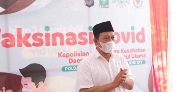 Bersama LKNU DIY, Senator Hilmy Muhammad Bantu Distribusi 13.221 Dosis Vaksin