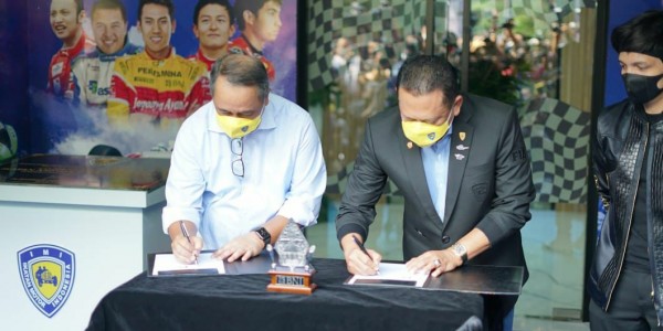 IMI dan BNI Tandatangan MOU Kartu Anggota IMI, Kartu Kredit, Kartu Debit dan Tapcash IMI-BNI