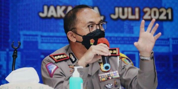 Polisi Terlibat Pungli SIM, Sanksi Penurunan Pangkat Bakal Diterima