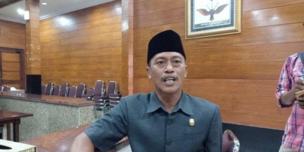 Abdul Rohman Diganti Mendadak dari Ketua Fraksi PDIP DPRD Indramayu, Ada Apa?