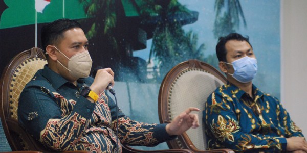 Diskusi  "Jalan Terjal Pemberantasan KKB di Papua"