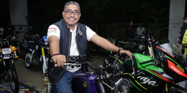 Kreasi Motor Antik Karya Anak-anak Muda Bikin Gus Jazil Terpukau