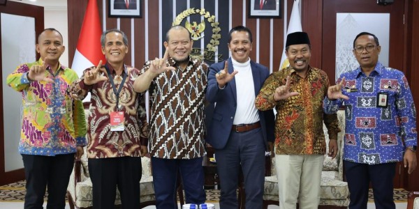 Bertemu PB PGRI, LaNyalla Sampaikan Agenda Safari FGD Amandemen Konstitusi
