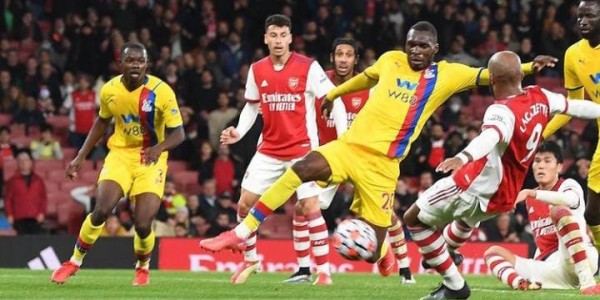 Arsenal vs Crystal Palace 2-2, Lacazette Jadi Pahlawan