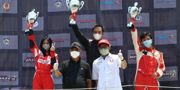 Bamsoet Apresiasi Balap Mobil ISSOM Seri-4 Berjalan Sukses