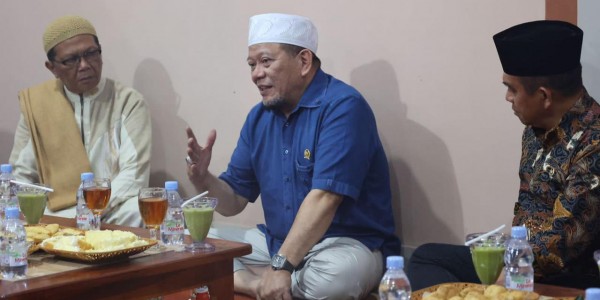 Kunjungi Ponpes Bantargedang Tasikmalaya, LaNyalla Didoakan Jadi Presiden