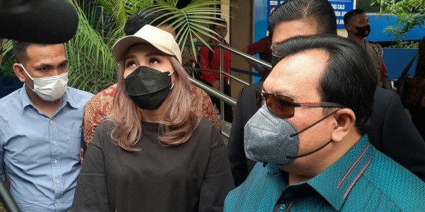 Ayu Ting Ting Laporkan KD ke Polda Metro Jaya Atas Tudingan Pencemaran Nama Baik