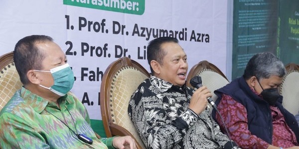 Arsul Sani Ditantang Tulis Buku Tentang Relasi Islam dan Haluan Negara