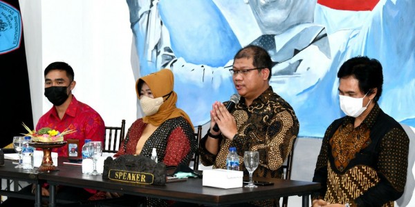 Sarasehan Kehumasan MPR Tahun 2021, Siti Fauziah Ajak Mahasiswa Jadi Sahabat Kebangsaan