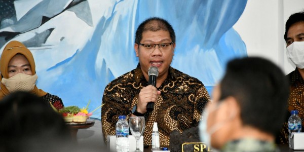 Sarasehan Kehumasan MPR Tahun 2021, Budi Muliawan Ajak Mahasiswa Gunakan Media Sosial Dengan Ungkapan Optimis 