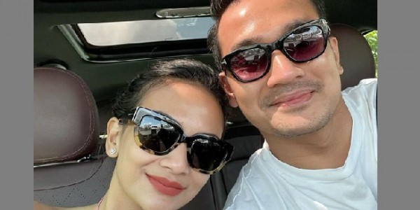Vanessa Angel dan Suaminya Dimakamkan dalam Satu Liang Lahad