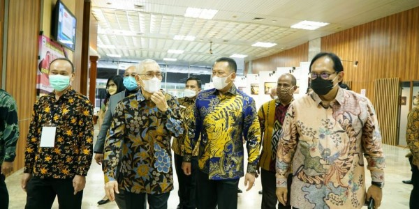Internalisasi Pancasila dalam Sistem Hukum Indonesia Dinilai Sebuah Keniscayaan
