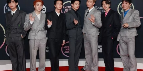 Raih Tiga Piala American Music Awards 2021, Congrats BTS!