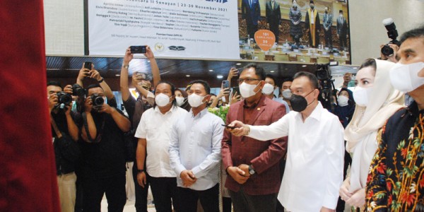 Pembukaan Pameran Foto Warna Warni Parlemen  Ke 10