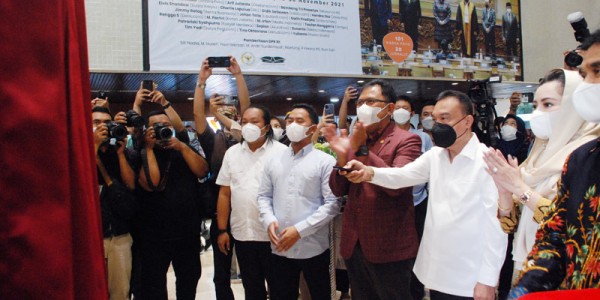 Buka Pameran Foto 'Warna-Warni Parlemen X', Dasco: Terima Kasih Kawan-kawan Jurnalis