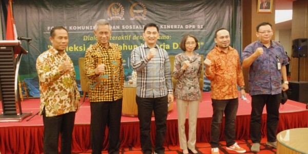 Refleksi Akhir Tahun Dengan Koordinatoriat Wartawan Parlemen